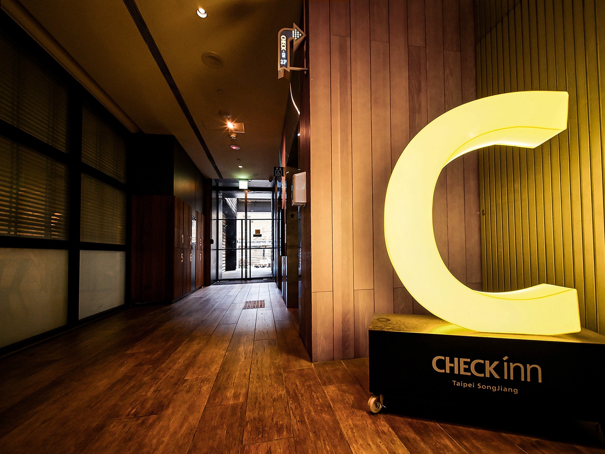 CHECK inn Taipei SongJiang